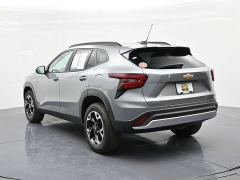 Used 2025  Chevrolet Trax FWD 4dr LT at Landmark Auto Credit Center near springfield&comma; IL