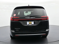 Used 2023  Chrysler Pacifica Touring L FWD at Landmark Auto Credit Center near springfield&comma; IL