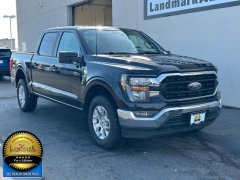 Used 2023  Ford F-150 XLT 4WD SuperCrew 5&period;5' Box at Landmark Auto Credit Center near springfield&comma; IL