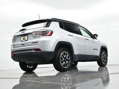 Used 2025  Jeep Compass Trailhawk 4x4 at Landmark Auto Credit Center near springfield&comma; IL