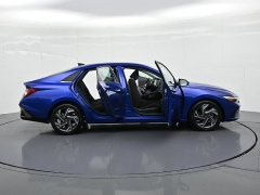 Used 2025  Hyundai Elantra SEL Convenience IVT at Landmark Auto Credit Center near springfield&comma; IL