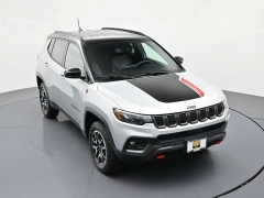 Used 2025  Jeep Compass Trailhawk 4x4 at Landmark Auto Credit Center near springfield&comma; IL