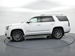 Used 2016  GMC Yukon 4d SUV 4WD Denali at Landmark Auto Credit Center near springfield&comma; IL