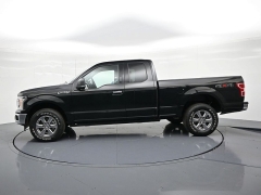 Used 2018  Ford F-150 4WD SuperCab Lariat at Landmark Auto Credit Center near springfield&comma; IL