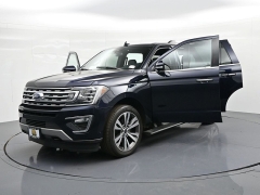 Used 2021  Ford Expedition Limited 4x4 at Landmark Auto Credit Center near springfield&comma; IL