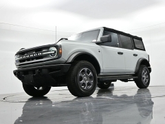 Used 2022  Ford Bronco Big Bend 4 Door 4x4 at Landmark Auto Credit Center near springfield&comma; IL