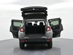 Used 2023  Jeep Renegade Trailhawk 4x4 at Landmark Auto Credit Center near springfield&comma; IL