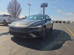  2025 Hyundai Elantra SEL Convenience IVT at Landmark Auto Credit Center near springfield&comma; IL