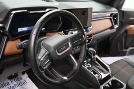 Used 2024  GMC Canyon 4WD Crew Cab AT4 at Landmark Auto Credit Center near springfield&comma; IL
