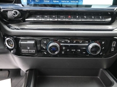 Used 2022  Chevrolet Silverado 1500 4WD Crew Cab 147" ZR2 at Landmark Auto Credit Center near springfield&comma; IL