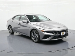 Used 2024  Hyundai Elantra Limited IVT at Landmark Auto Credit Center near springfield&comma; IL