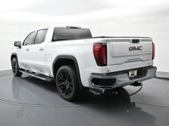 Used 2025  GMC Sierra 1500 4WD Crew Cab 147" SLT at Landmark Auto Credit Center near springfield&comma; IL