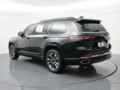 Used 2021  Jeep Grand Cherokee L Overland 4x4 at Landmark Auto Credit Center near springfield&comma; IL