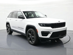 Used 2023  Jeep Grand Cherokee Limited 4x4 at Landmark Auto Credit Center near springfield&comma; IL