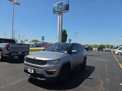 Used 2018  Jeep Compass 4d SUV FWD Latitude Altitude at Landmark Auto Credit Center near springfield&comma; IL