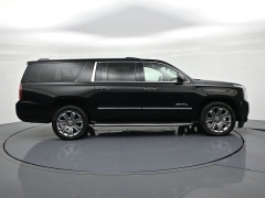 Used 2016  GMC Yukon XL 4d SUV 4WD Denali at Landmark Auto Credit Center near springfield&comma; IL