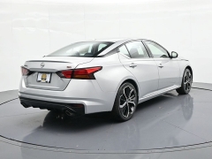 Used 2024  Nissan Altima 2&period;5 SR Sedan at Landmark Auto Credit Center near springfield&comma; IL