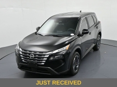 Used 2024  Nissan Rogue AWD SV at Landmark Auto Credit Center near springfield&comma; IL
