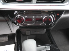 Used 2025  Chevrolet Trax FWD 4dr LT at Landmark Auto Credit Center near springfield&comma; IL