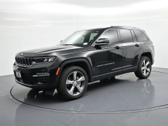 Used 2025  Jeep Grand Cherokee Limited 4x4 at Landmark Auto Credit Center near springfield&comma; IL