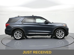 Used 2022  Ford Explorer Platinum 4WD at Landmark Auto Credit Center near springfield&comma; IL