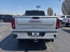 Used 2020  GMC Sierra 2500HD 4WD Crew Cab 159" Denali at Landmark Auto Credit Center near springfield&comma; IL