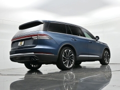 Used 2020  Lincoln Aviator 4d SUV AWD Reserve at Landmark Auto Credit Center near springfield&comma; IL
