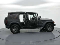 Used 2018  Jeep Wrangler Unlimited 4d SUV 4WD Sport at Landmark Auto Credit Center near springfield&comma; IL