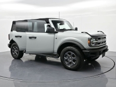 Used 2022  Ford Bronco Big Bend 4 Door 4x4 at Landmark Auto Credit Center near springfield&comma; IL