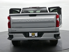 Used 2021  Chevrolet Silverado 1500 4WD Double Cab 147" Custom at Landmark Auto Credit Center near springfield&comma; IL