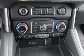 Used 2023  Chevrolet Suburban 4WD 4dr Premier at Landmark Auto Credit Center near springfield&comma; IL