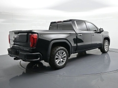Used 2019  GMC Sierra 1500 4WD Crew Cab 147" Denali at Landmark Auto Credit Center near springfield&comma; IL