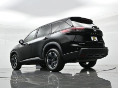Used 2024  Nissan Rogue AWD SV at Landmark Auto Credit Center near springfield&comma; IL