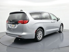 Used 2023  Chrysler Voyager LX FWD at Landmark Auto Credit Center near springfield&comma; IL