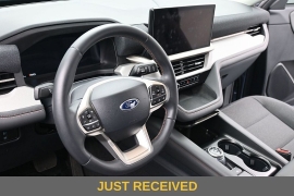 Used 2025  Ford Explorer Active 4WD at Landmark Auto Credit Center near springfield&comma; IL