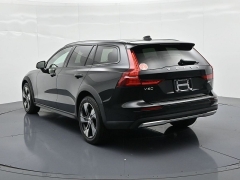 Used 2024  Volvo V60 Cross Country B5 AWD Plus at Landmark Auto Credit Center near springfield&comma; IL