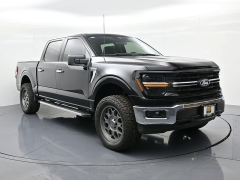 Used 2025  Ford F-150 XLT 4WD SuperCrew 5&period;5' Box at Landmark Auto Credit Center near springfield&comma; IL