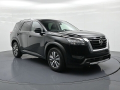Used 2025  Nissan Pathfinder SL 2WD at Landmark Auto Credit Center near springfield&comma; IL