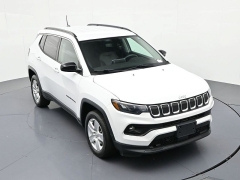 Used 2022  Jeep Compass Latitude 4x4 at Landmark Auto Credit Center near springfield&comma; IL