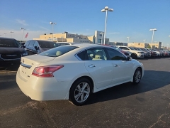 Used 2013  Nissan Altima 4d Sedan S 2&period;5L at Landmark Auto Credit Center near springfield&comma; IL
