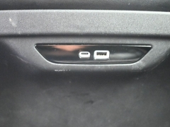 Used 2025  Chrysler Pacifica Limited FWD at Landmark Auto Credit Center near springfield&comma; IL