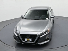 Used 2022  Nissan Altima 2&period;5 SV Sedan at Landmark Auto Credit Center near springfield&comma; IL