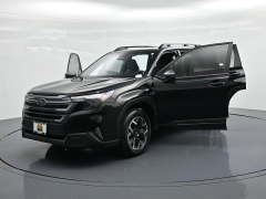 Used 2025  Subaru Forester Premium AWD at Landmark Auto Credit Center near springfield&comma; IL