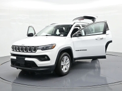 Used 2022  Jeep Compass Latitude 4x4 at Landmark Auto Credit Center near springfield&comma; IL