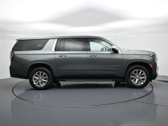 Used 2023  Chevrolet Suburban 4WD 4dr Premier at Landmark Auto Credit Center near springfield&comma; IL