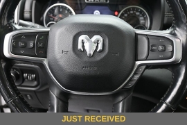 Used 2020  Ram 1500 4WD Crew Cab Laramie at Landmark Auto Credit Center near springfield&comma; IL