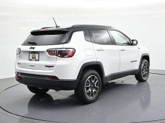 Used 2025  Jeep Compass Trailhawk 4x4 at Landmark Auto Credit Center near springfield&comma; IL