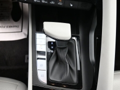 Used 2024  Hyundai Elantra Limited IVT at Landmark Auto Credit Center near springfield&comma; IL