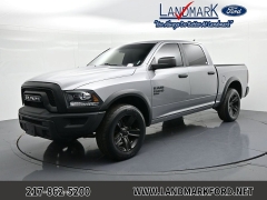 Used 2022  Ram 1500 Classic Warlock 4x4 Crew Cab 5'7" Box at Landmark Auto Credit Center near springfield&comma; IL