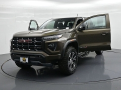 Used 2024  GMC Canyon 4WD Crew Cab AT4 at Landmark Auto Credit Center near springfield&comma; IL